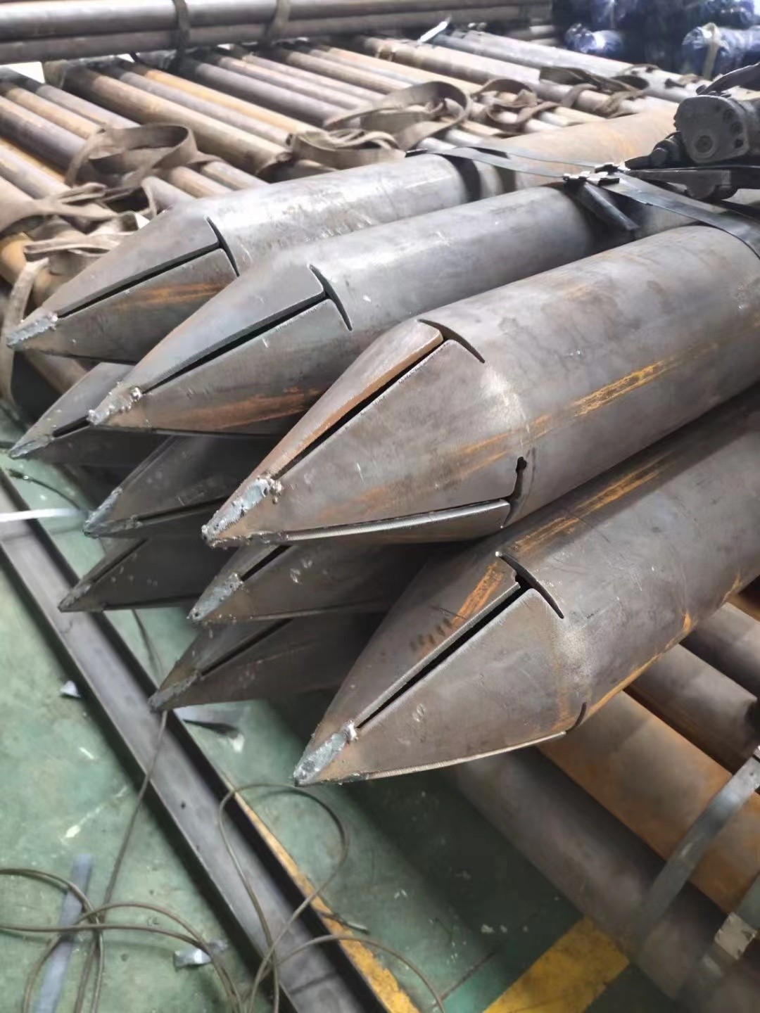 乌拉特后108mm管棚管